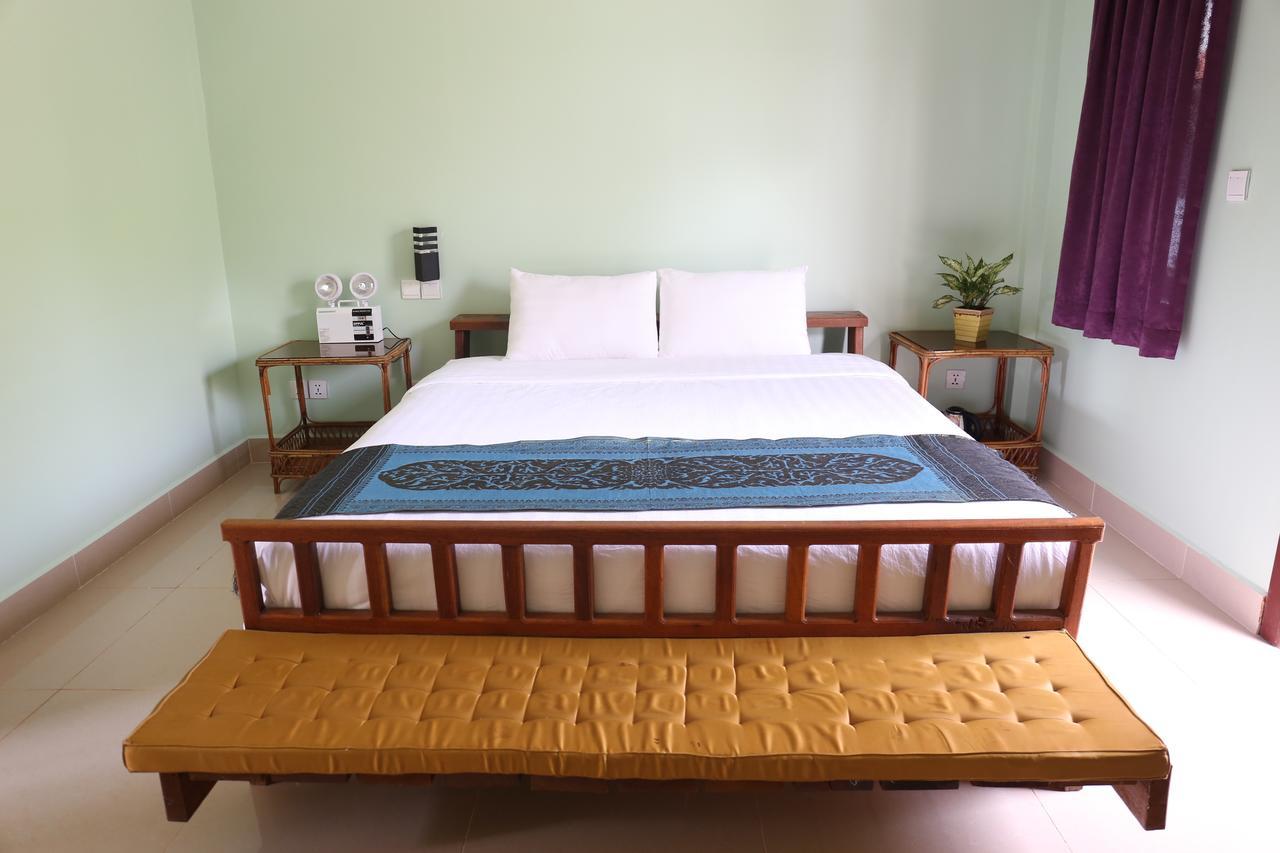 Samrith Hotel Kâmpóng Thum Bagian luar foto