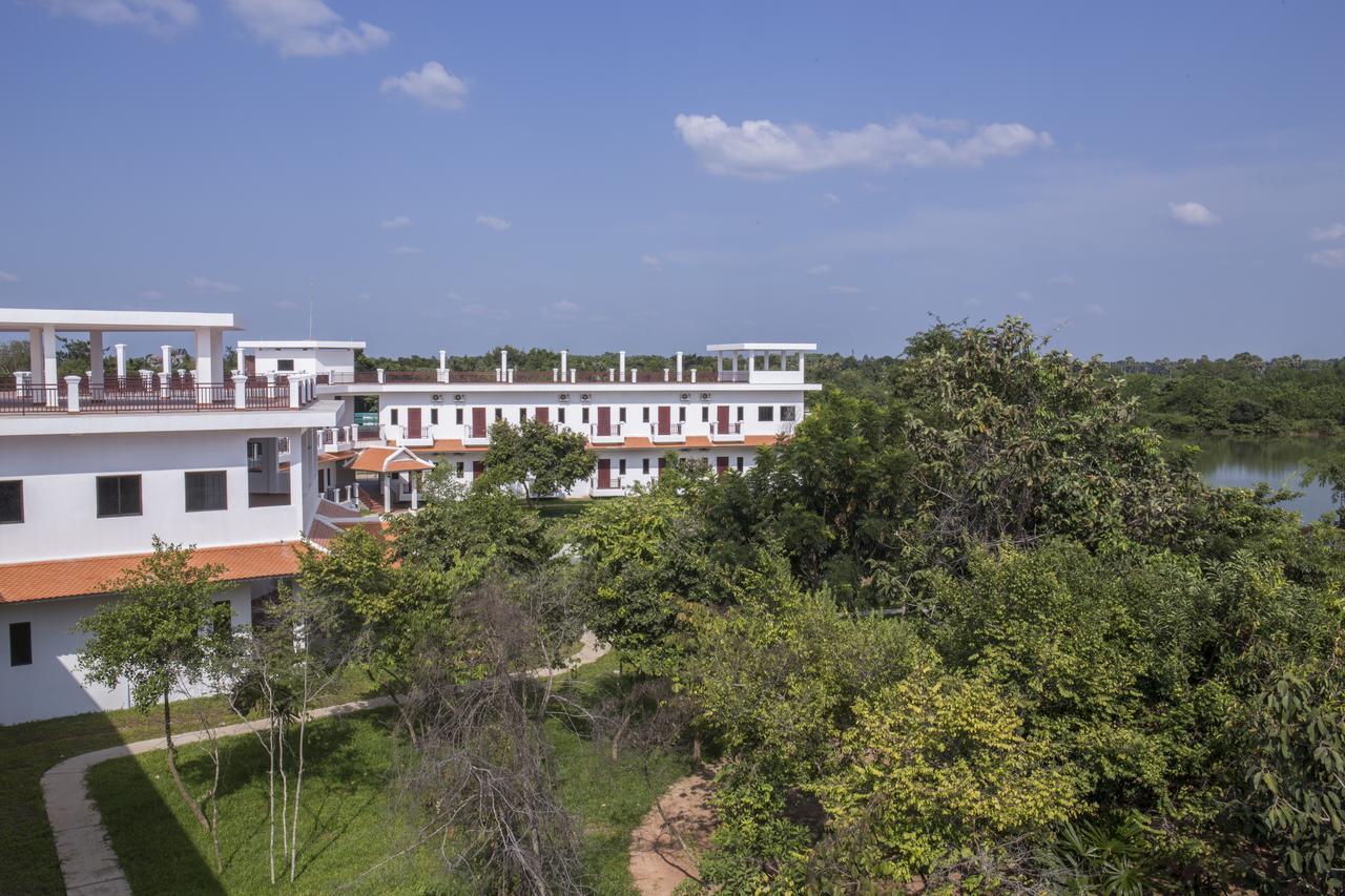 Samrith Hotel Kâmpóng Thum Bagian luar foto