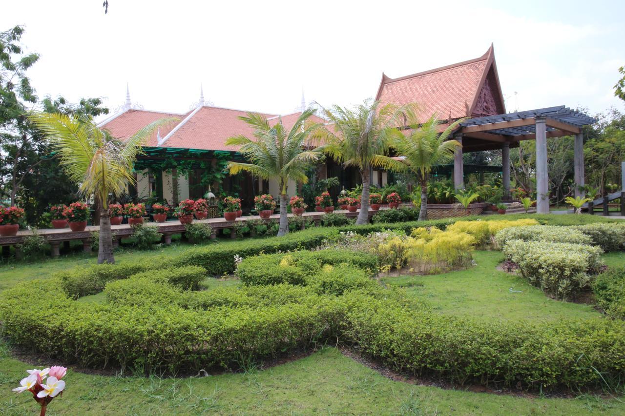 Samrith Hotel Kâmpóng Thum Bagian luar foto