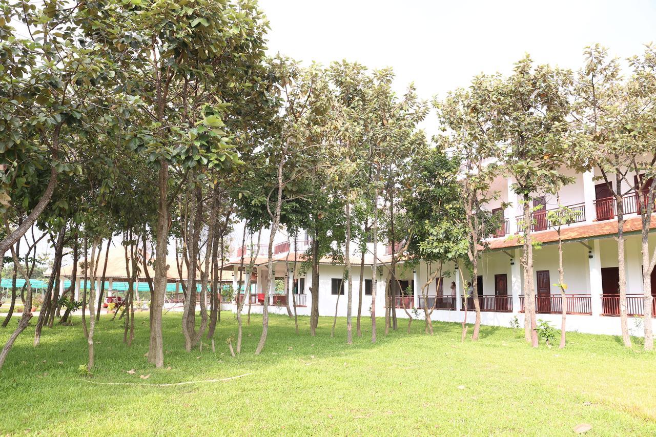 Samrith Hotel Kâmpóng Thum Bagian luar foto